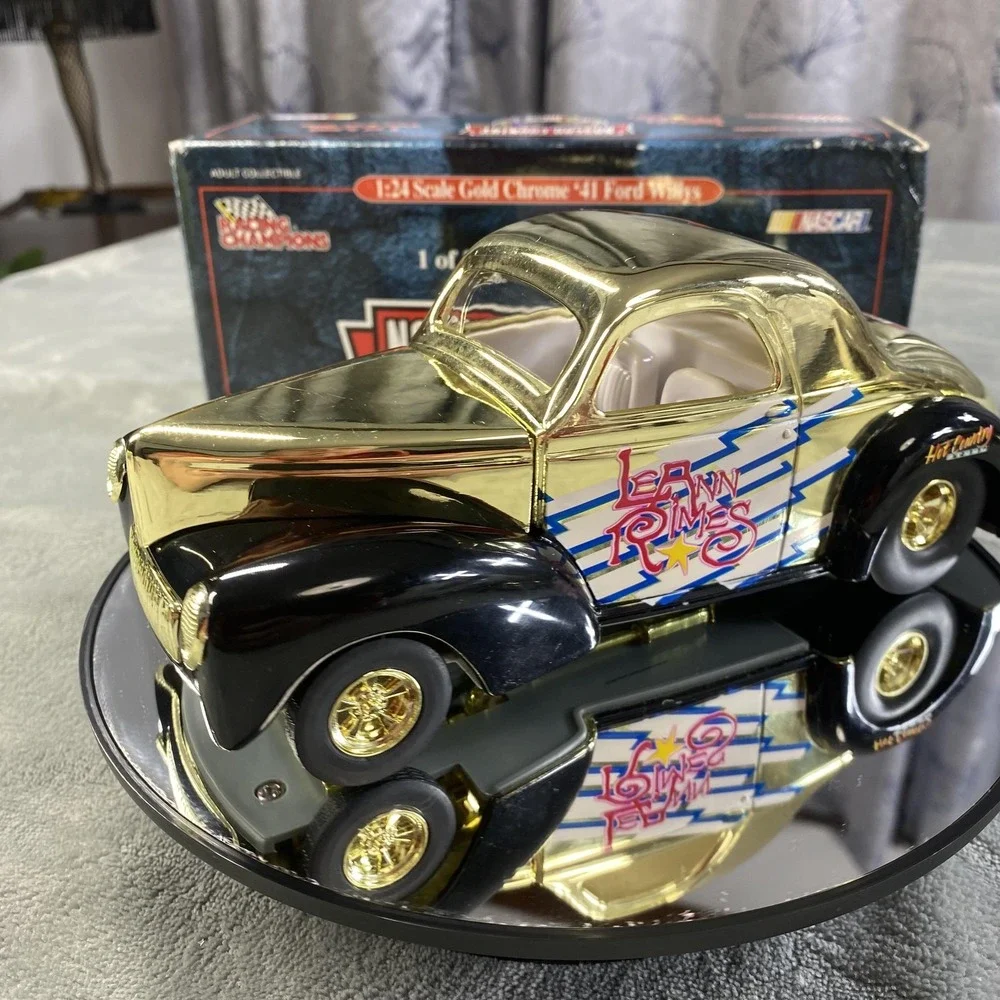 Vintage Racing Champions 1:24 Gold Chrome '41 Ford Willys LeAnn Rimes Nascar